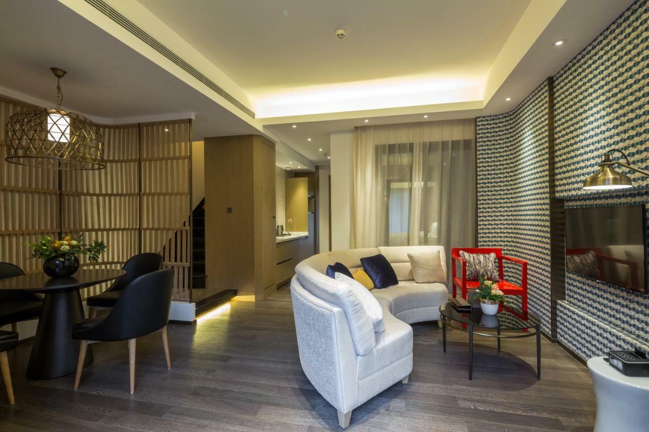 Howard Johnson Jinlin Plaza Lijiang Lệ Giang Ngoại thất bức ảnh