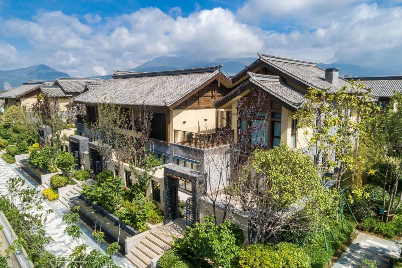 Howard Johnson Jinlin Plaza Lijiang Lệ Giang Ngoại thất bức ảnh