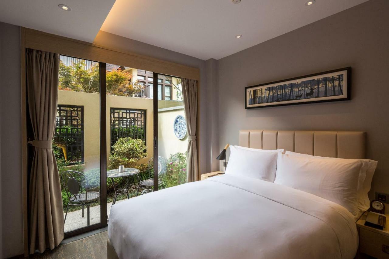 Howard Johnson Jinlin Plaza Lijiang Lệ Giang Ngoại thất bức ảnh