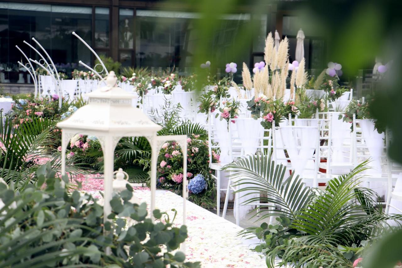 Howard Johnson Jinlin Plaza Lijiang Lệ Giang Ngoại thất bức ảnh
