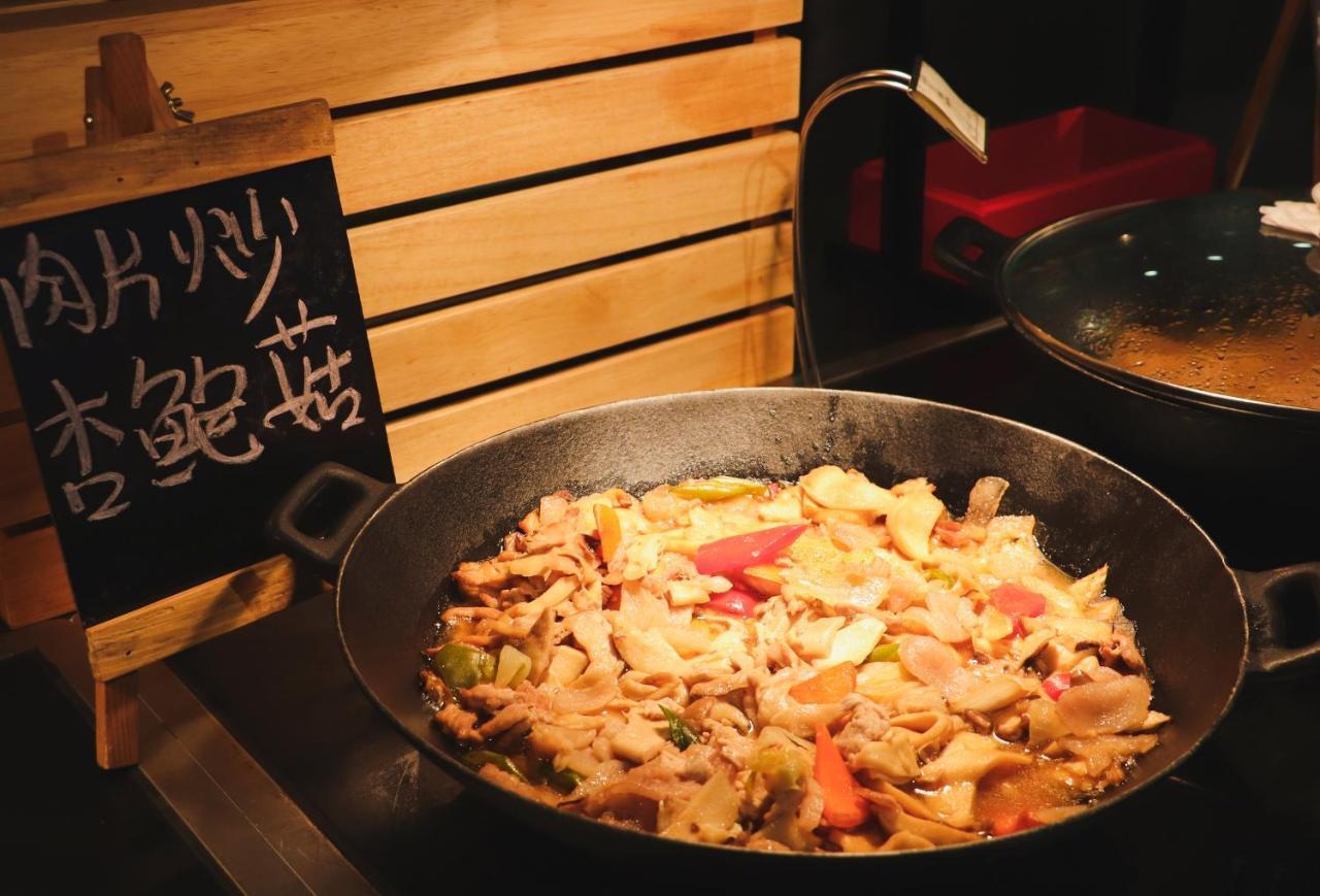 Howard Johnson Jinlin Plaza Lijiang Lệ Giang Ngoại thất bức ảnh