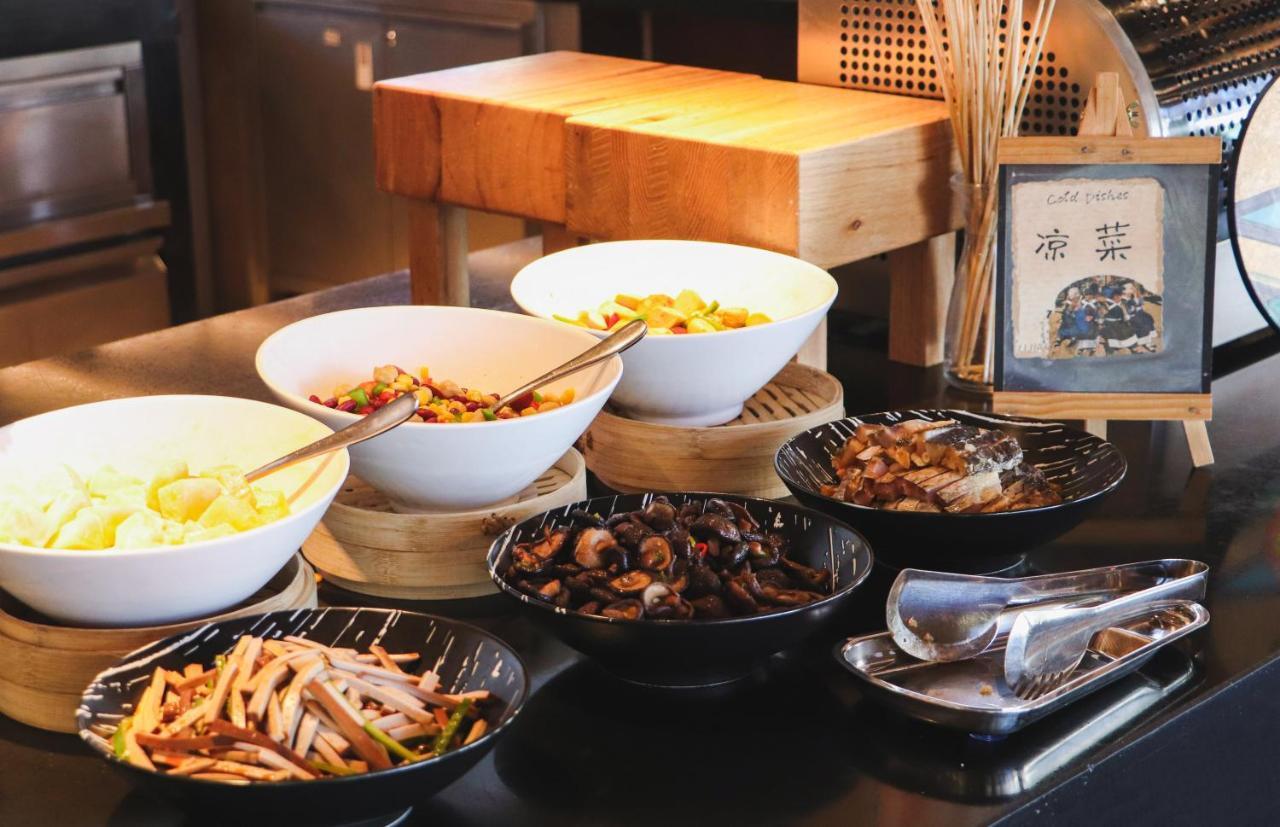 Howard Johnson Jinlin Plaza Lijiang Lệ Giang Ngoại thất bức ảnh